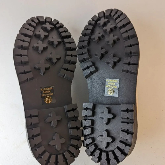 NWT  Soda Theos Chunky White Loafers - 8.5 - Picture 7 of 7